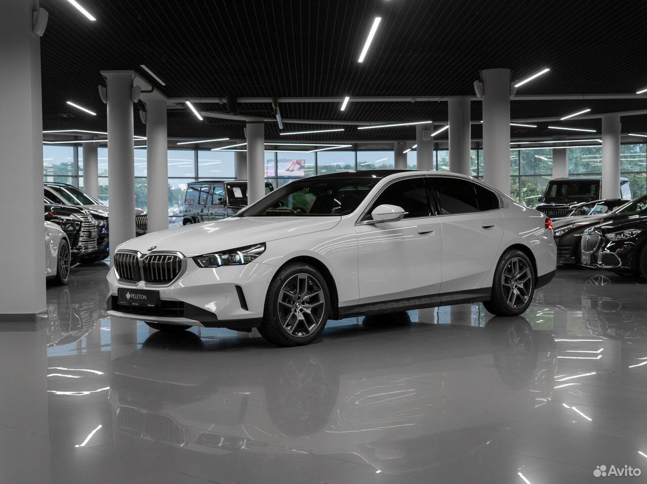 BMW 5 серия 2.0 AT, 2024, 24 000 км