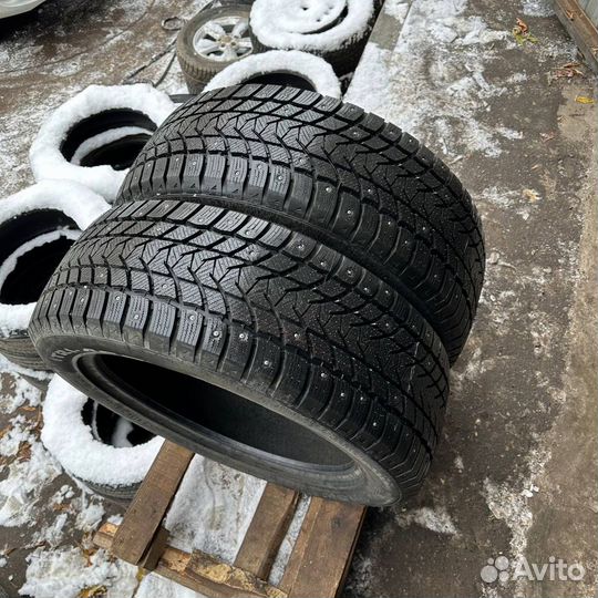 Tri Ace Snow White II 275/50 R21 115H