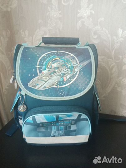 Школьный рюкзак