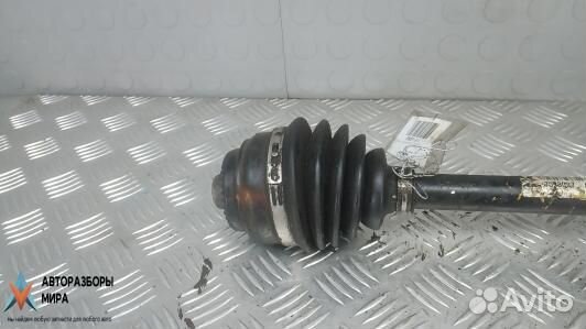 Полуось передняя левая (приводной вал, ШРУС) BMW