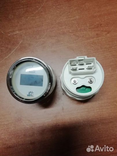 Вольтметр на яхту, катер