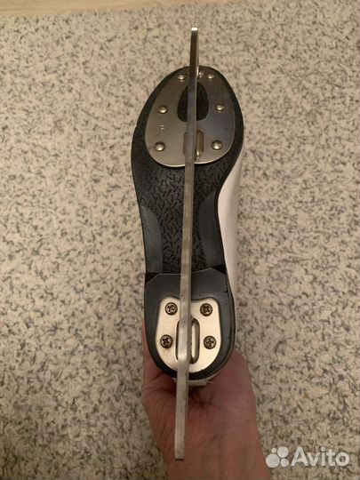 Коньки фигурные для девочки