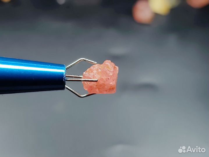 Шпинель. Природный кристалл. Бирма