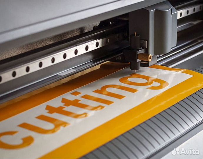 Изготовление наклеек, плоттерная резка