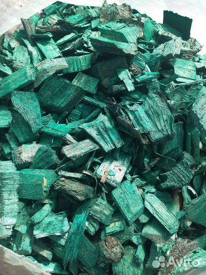 Щепа крашеная