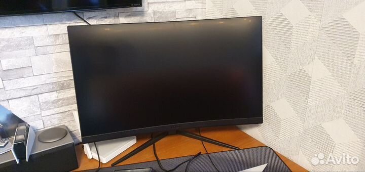 Игровой монитор MSI Optix MAG271 27