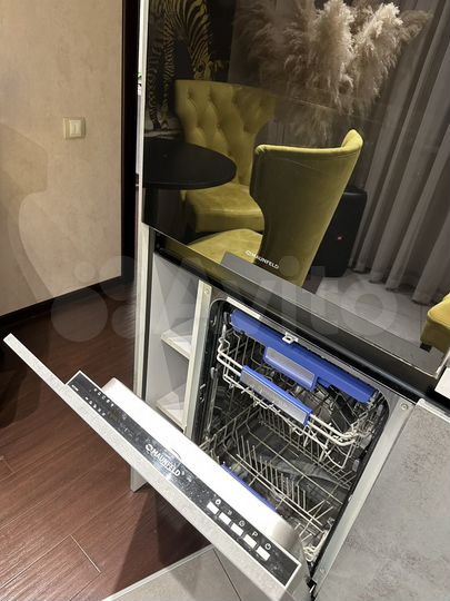 2-к. квартира, 61 м², 3/3 эт.