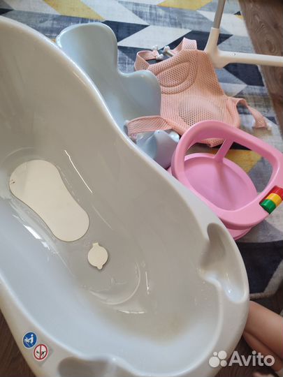 Ванночка для купания с горкой