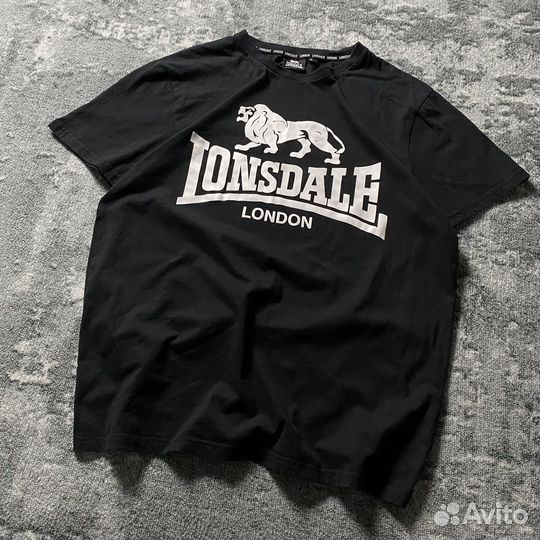 Футболка Lonsdale Center Logo Black