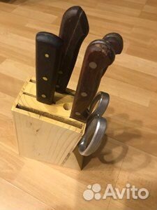 Подставка для ножей мусат