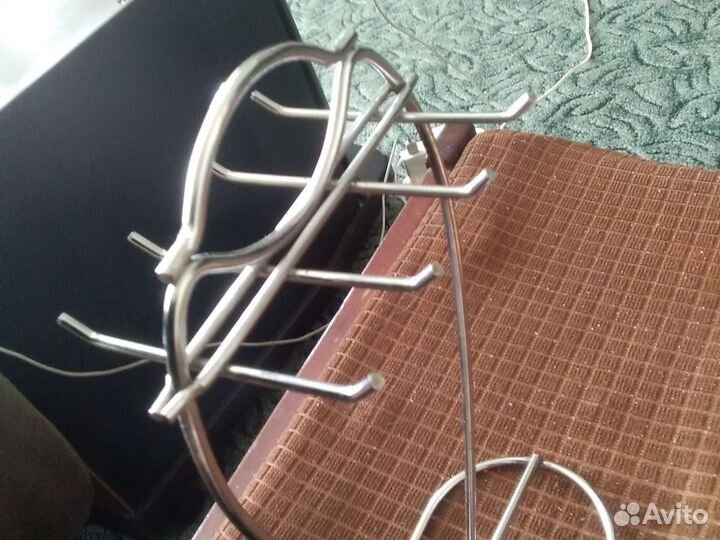 Стойки для кружек и столовых приборов