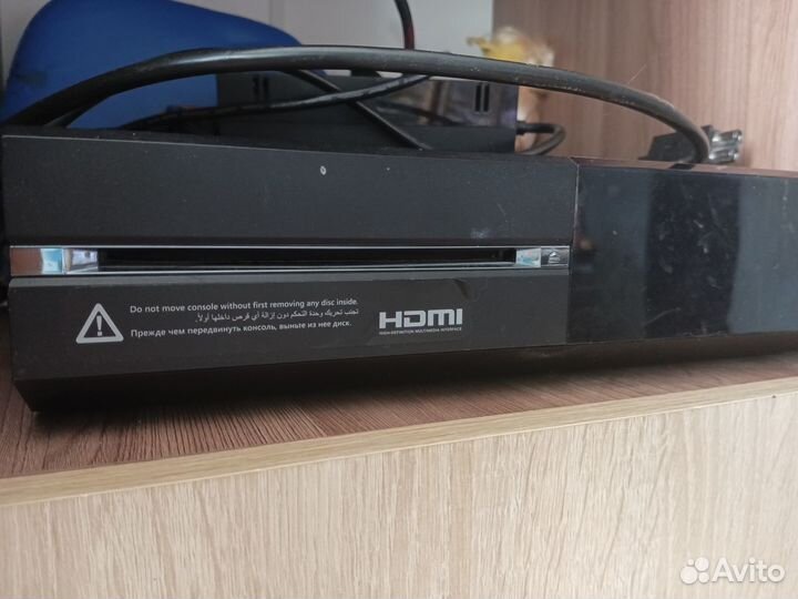 Игровая приставка xbox one с дисками