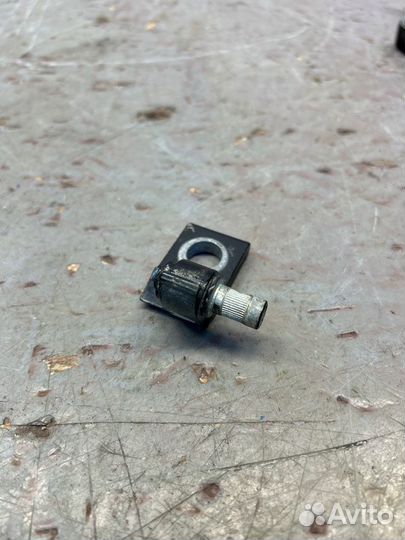 Петля двери задняя правая Audi A6 C7 3.0 2012