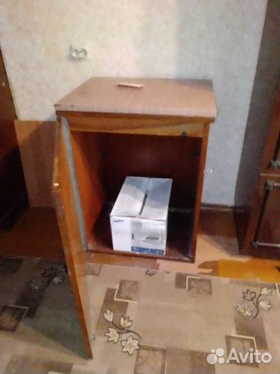 Тумба от швейной машины