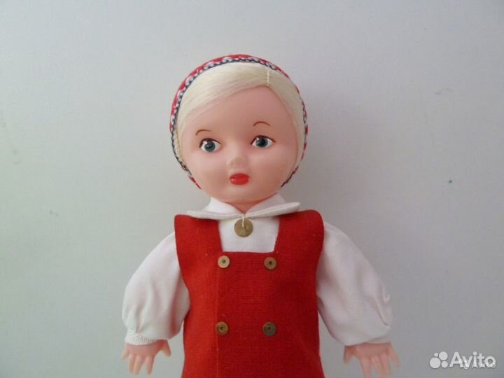 Кукла в национальном костюме СССР 5