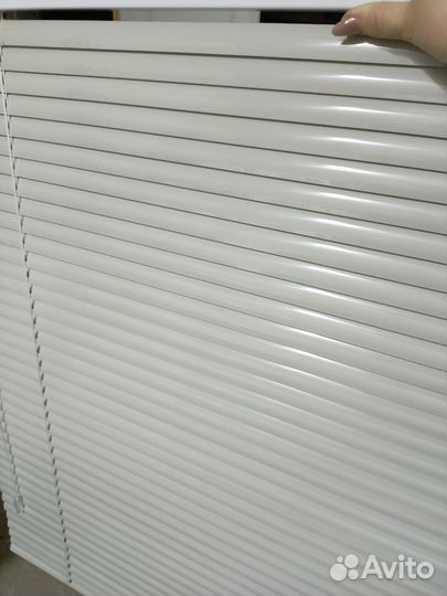 Жалюзи горизонтальные алюминиевые