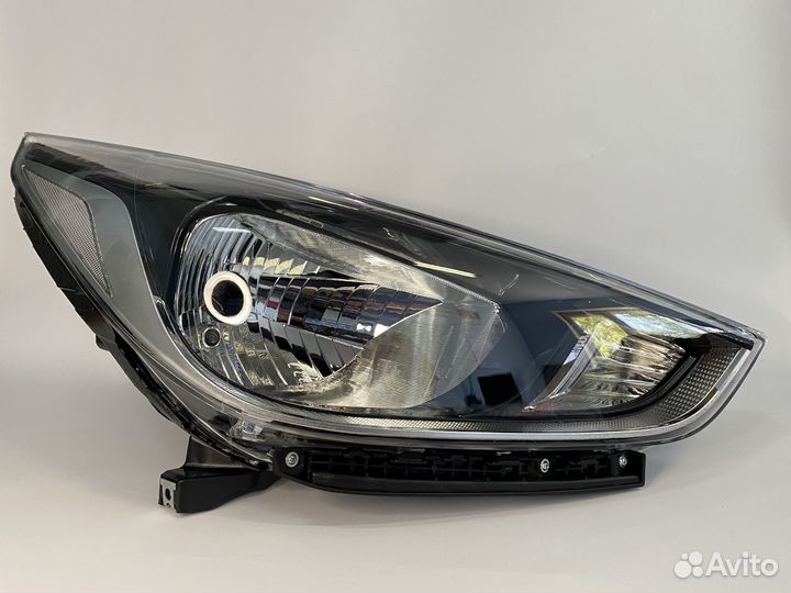 Фара правая Hyundai Solaris 17-20