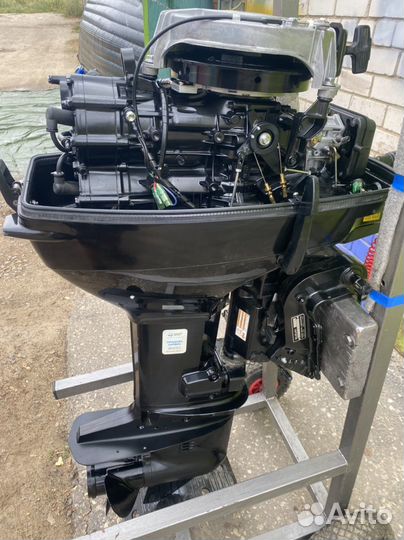 Надувная лодка gladiator E420PRO suzuki DT40WRL