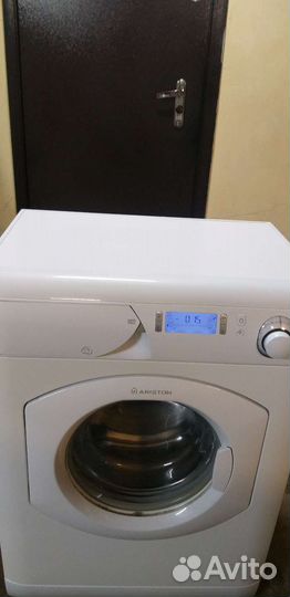 Стиральная машина Ariston Италия