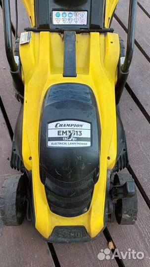 Газонокосилка электрическая