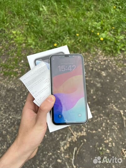 iPhone Xr, 64 ГБ