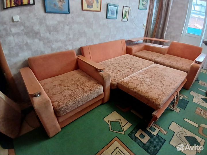 Большой угловой диван бу