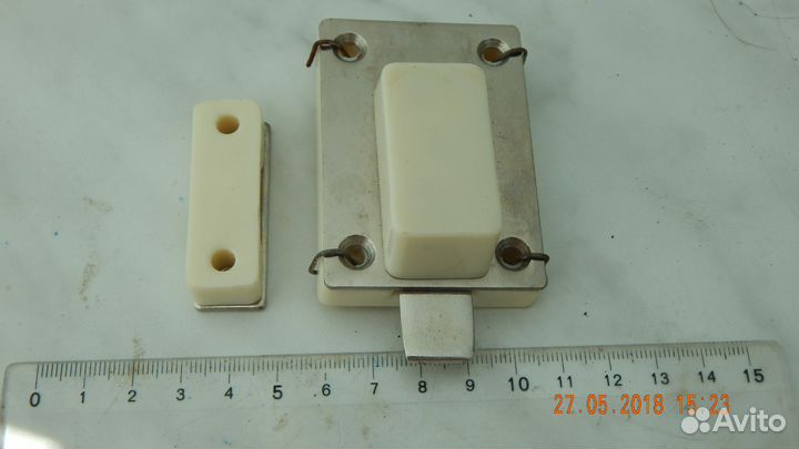 Задвижки-шпингалеты