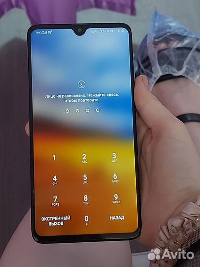 HUAWEI Mate 20, 6/128 ГБ