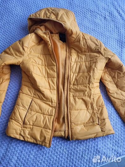 Куртка женская 46 размер