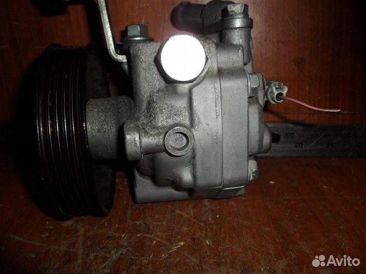 Насос гидроусилителя руля Subaru Legacy B13 BL/BP