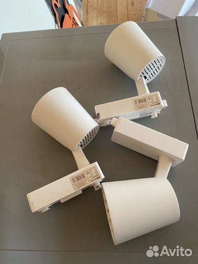 Светильник потолочный трековый