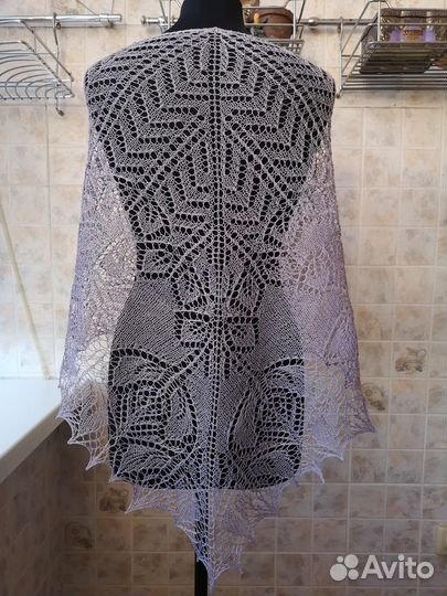 Шаль вязаная
