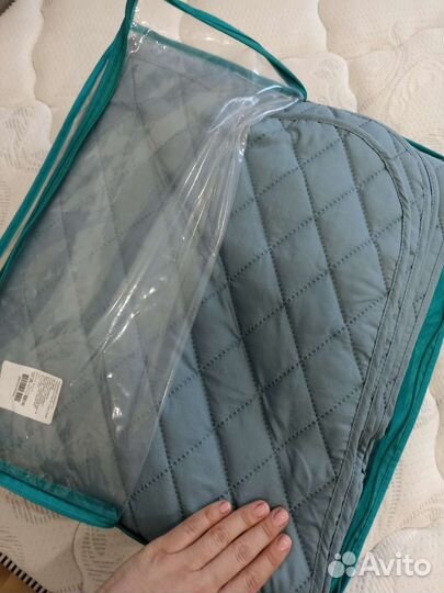 Пледы и покрывало новое 210*240