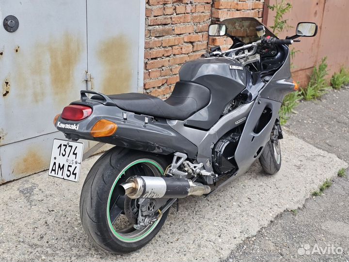 Kawasaki zzr 1100