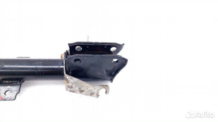 Амортизатор подвески передний левый Renault Kaptur