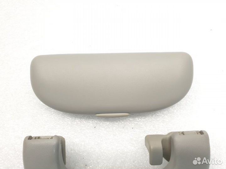 Ручка потолка Chevrolet Cruze 1.6 F16D3 2013