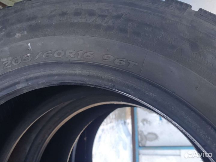 Hankook Winter I'Pike RS W419 205/60 R16
