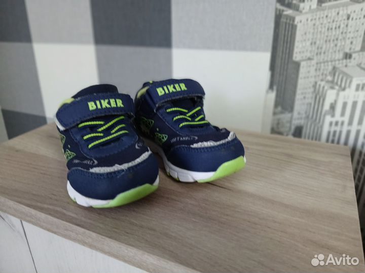 Детская обувь 22-24р