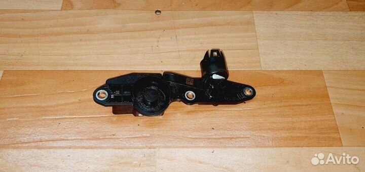 Датчик эксцентрикового вала BMW E87