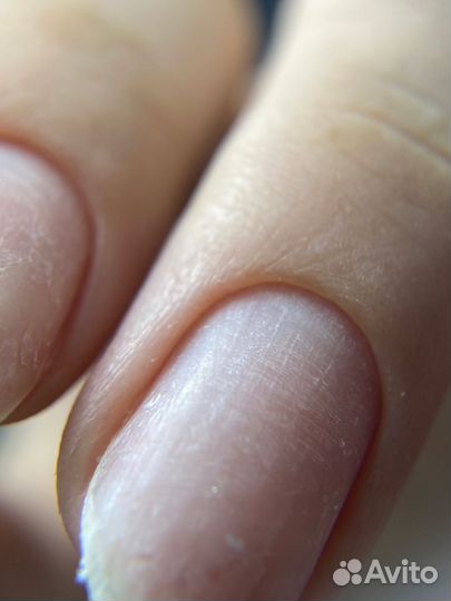 Маникюр с покрытием гель-лак, укрепление гелем