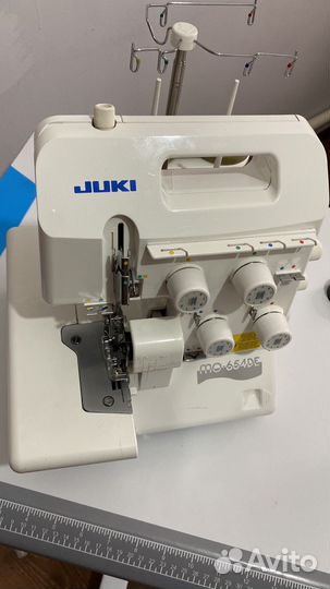 Оверлок для швейной машины