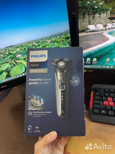 Электробритва Philips Series 5000 SkinIQ S5587/10