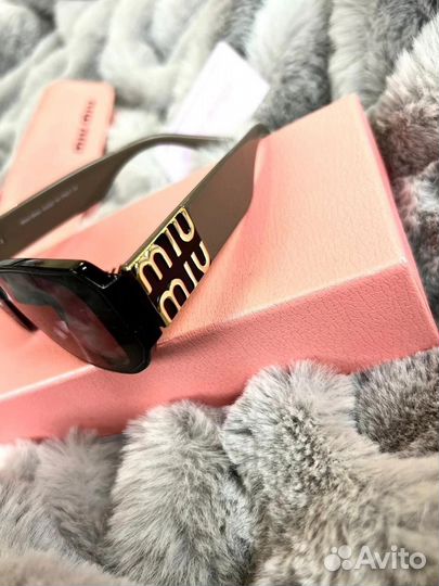 Очки miu miu