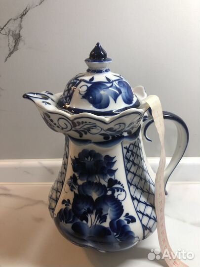 Чайник гжель