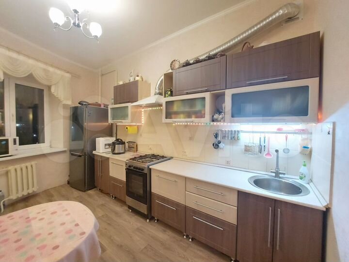 3-к. квартира, 76 м², 4/5 эт.