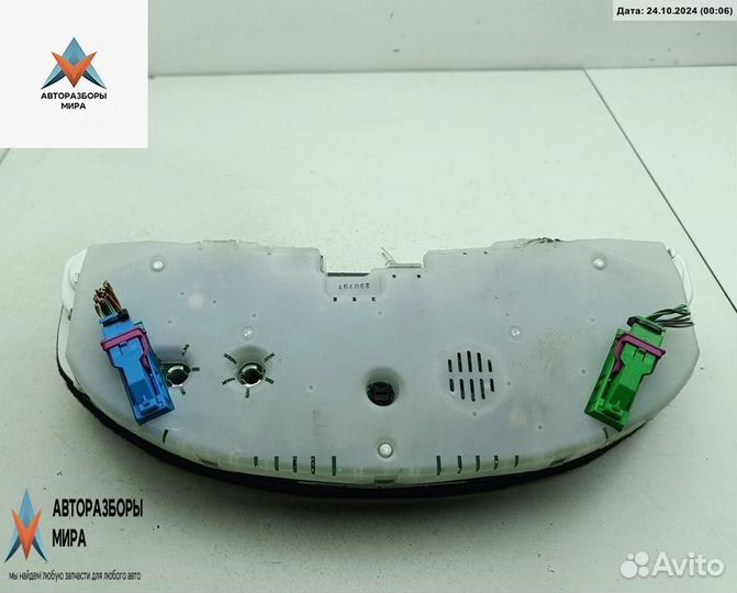 Щиток приборов (приборная панель) Audi A4 B5 1997