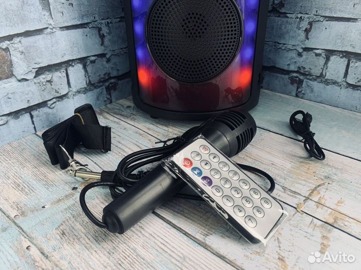 Портативная колонка bluetooth