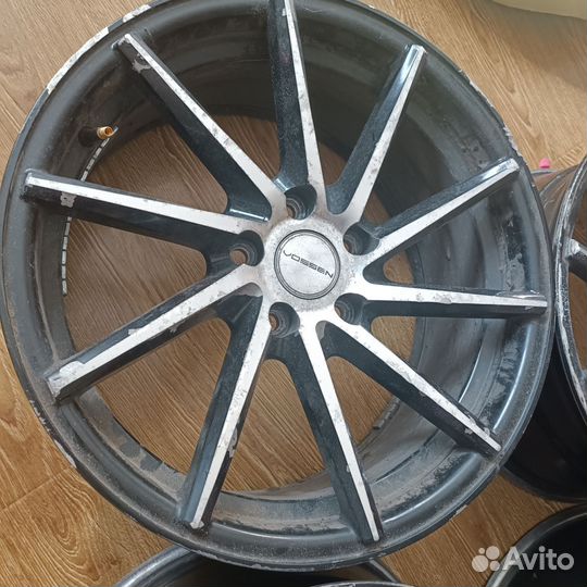 Литые диски r17 vossen