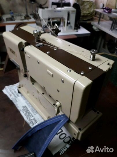 Швейная машина Pfaff