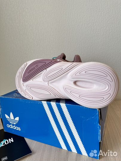 Кроссовки Adidas Originals Ozelia W